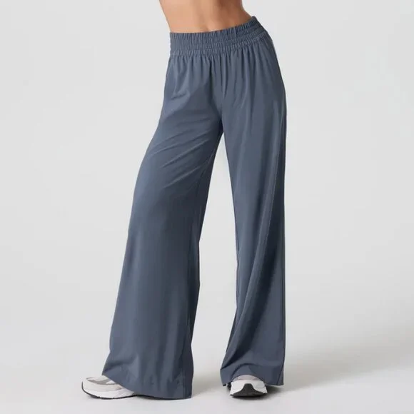 Vuori Women's Wide Leg Pants - Dark Gray - Picture 3 of 5